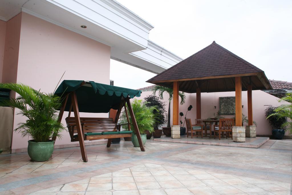 Pesona Guest House Jakarta Cilandak  Zewnętrze zdjęcie